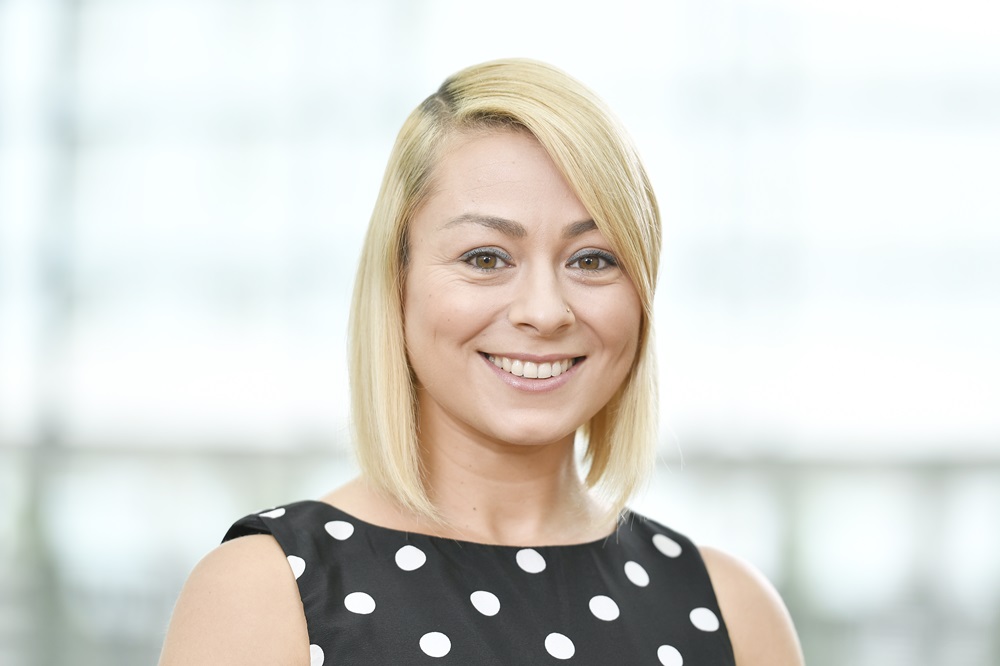 Frau Nicole Hejnal